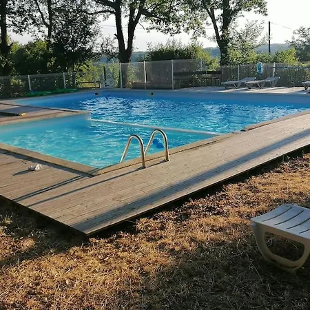 4-Gite 4 Personnes Avec Piscine Saint-Aubin-de-Nabirat Exterior foto